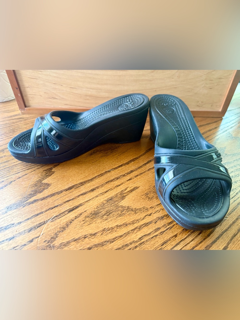 Crocs Women's Black Wedge Heel Summer Slide Sandals, great condition size 7 - Picture 2 of 9